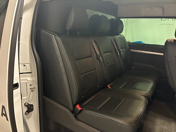 Opel Vivaro-e 8 of 14