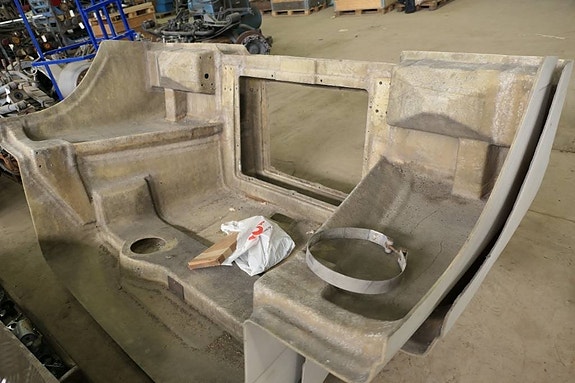Volvo Motorhuv N10-N12 Intercooler 2 of 2
