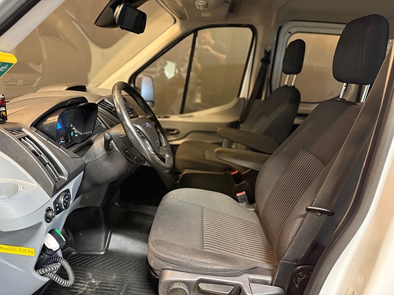 Ford Transit 16 of 25