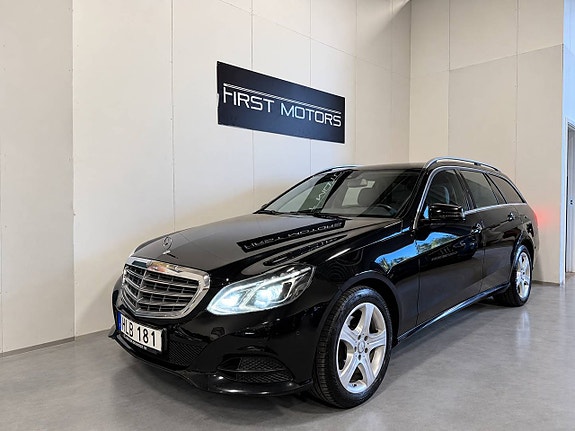 Mercedes-Benz E220 2 of 28