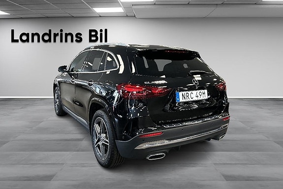 Mercedes-Benz GLA250 e 6 of 15