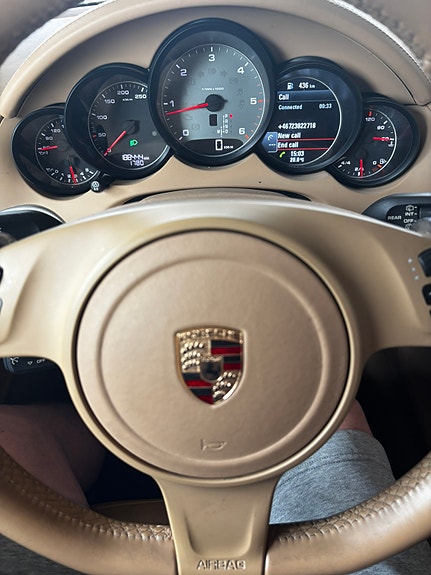Porsche Cayenne S 13 of 13