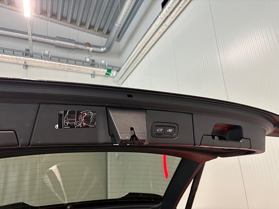 Volvo V90 Cross Country 25 of 27
