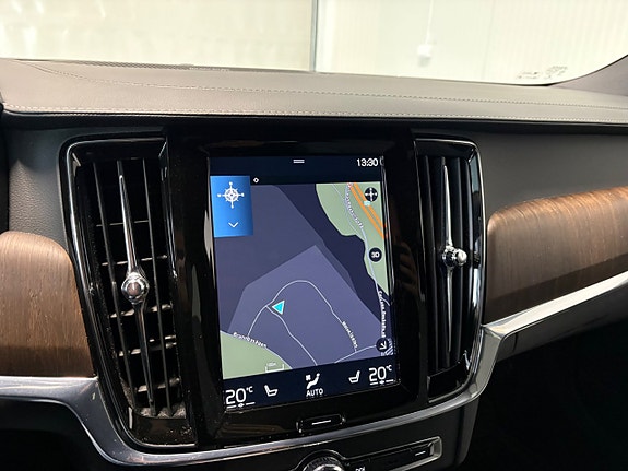 Volvo V90 Cross Country 17 of 27