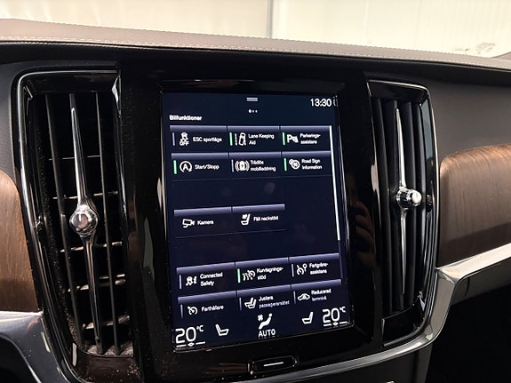 Volvo V90 Cross Country 19 of 27