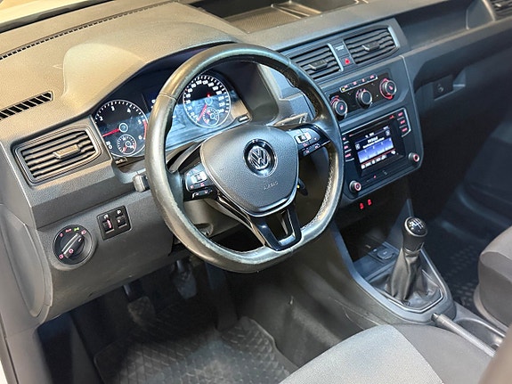 Volkswagen Caddy Maxi 12 of 19