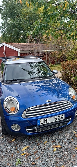 MINI Cooper 2 of 10