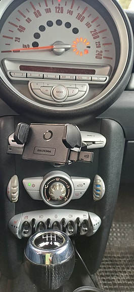 MINI Cooper 5 of 10