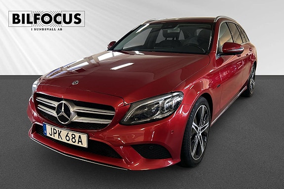 Mercedes-Benz C300 3 of 6