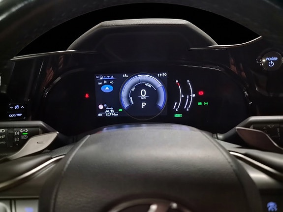 Lexus NX350h 5 of 12
