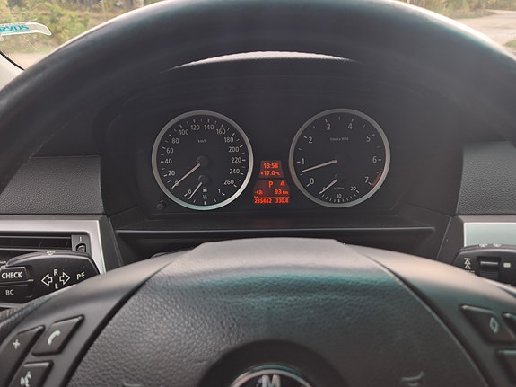 BMW 525i 13 of 13
