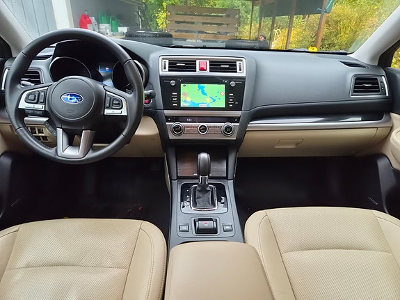 Subaru Outback 4 of 13