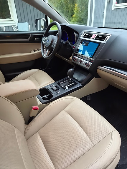 Subaru Outback 5 of 12