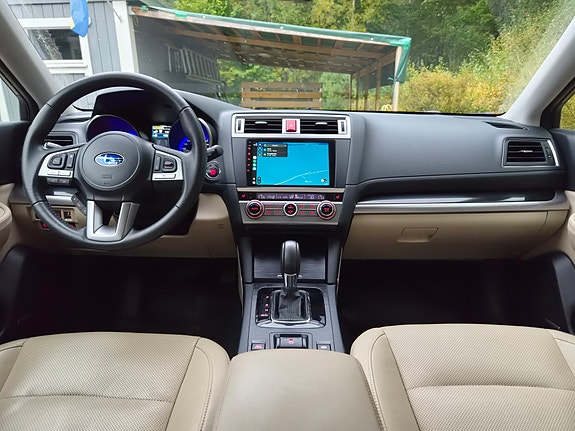 Subaru Outback 4 of 12