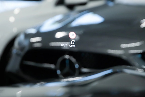 Mercedes-Benz SL 63 AMG 15 of 18