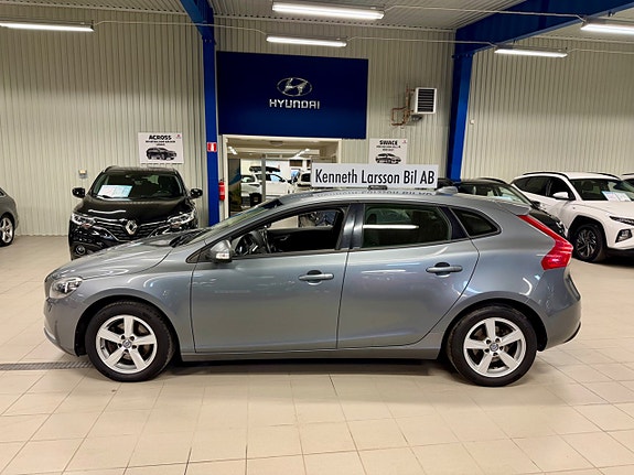 Volvo V40 5 of 7