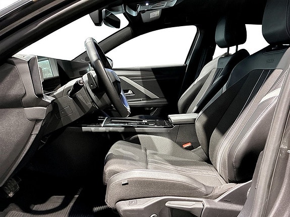 Opel Astra 4 of 16