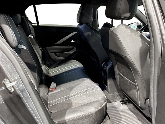 Opel Astra 13 of 16