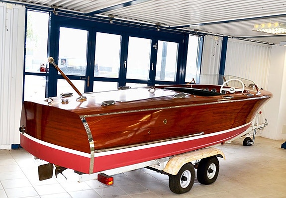 Chris Craft 17 De Luxe Runaboat