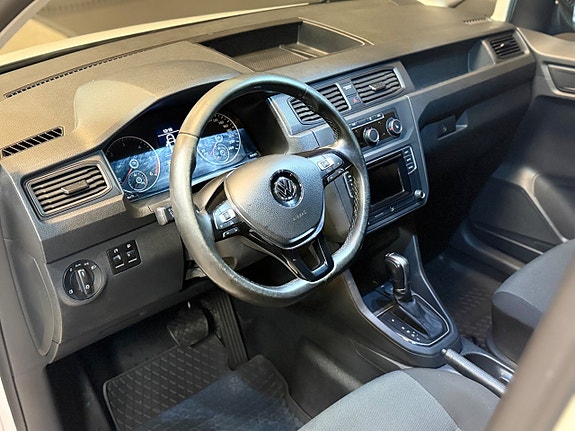 Volkswagen Caddy Maxi 11 of 18