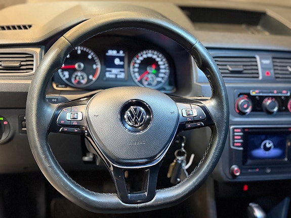 Volkswagen Caddy Maxi 12 of 18