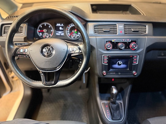 Volkswagen Caddy Maxi 13 of 18
