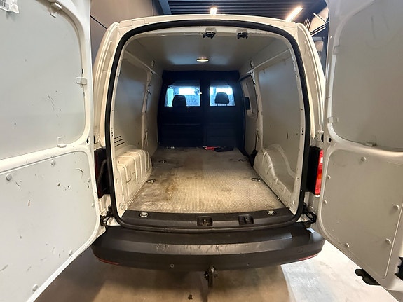 Volkswagen Caddy Maxi 18 of 18
