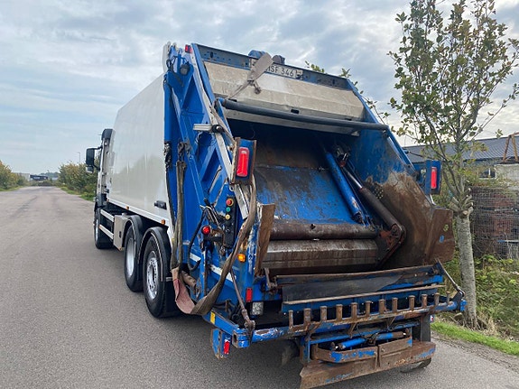Volvo FM 330 4 of 12