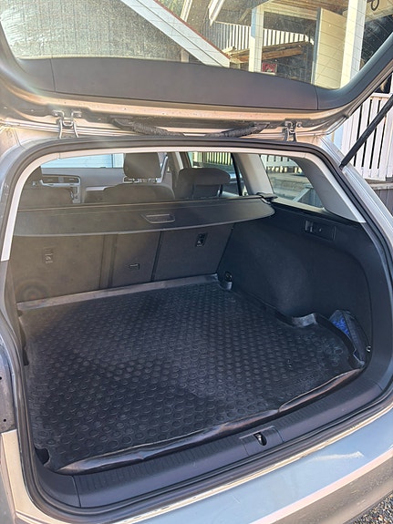 Volkswagen Golf VII 7 of 10