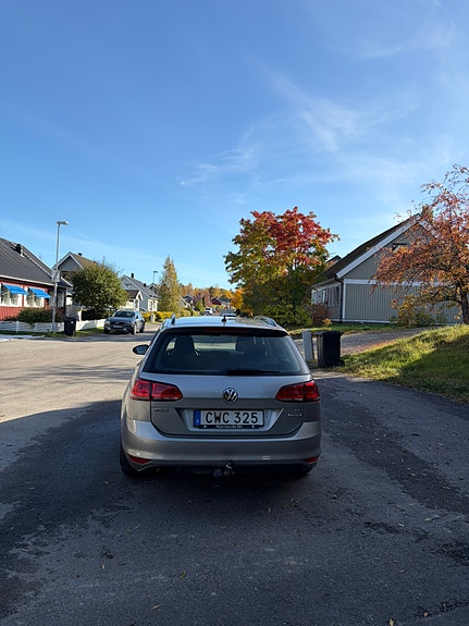 Volkswagen Golf VII 3 of 10