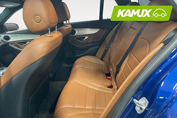 Mercedes-Benz C300 14 of 23