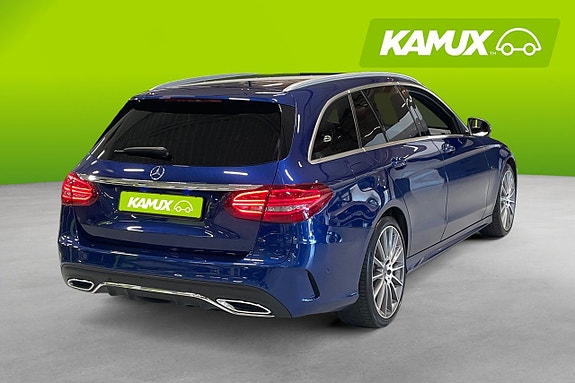 Mercedes-Benz C300 4 of 23
