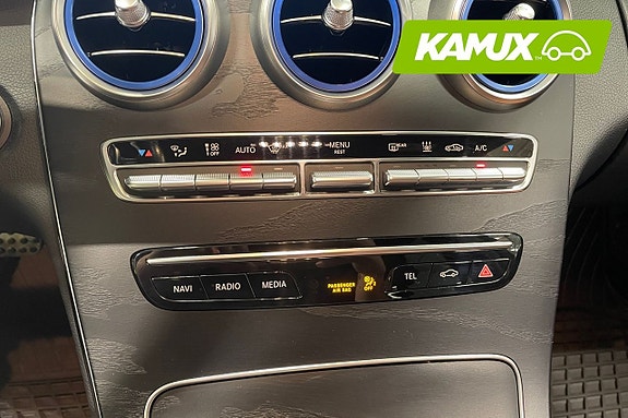 Mercedes-Benz C300 23 of 23