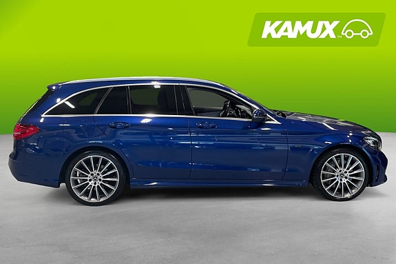 Mercedes-Benz C300 2 of 23