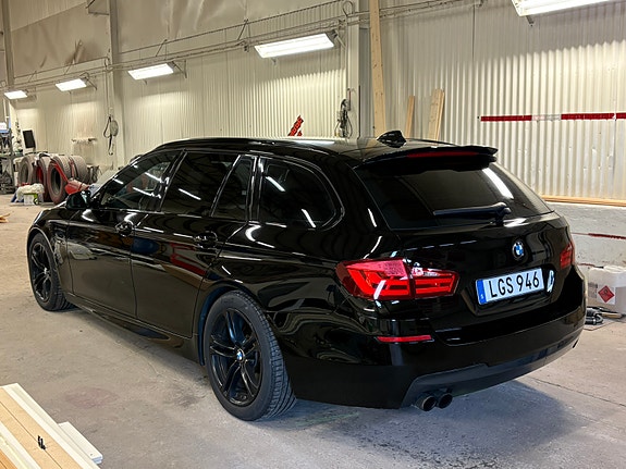 BMW 520d 2 of 7
