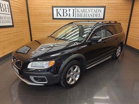 Volvo XC70 2 of 22