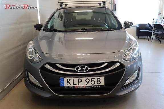 Hyundai i30 8 of 19