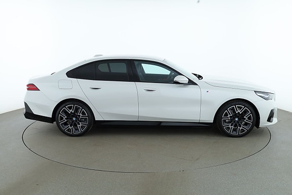 BMW 530e 6 of 30