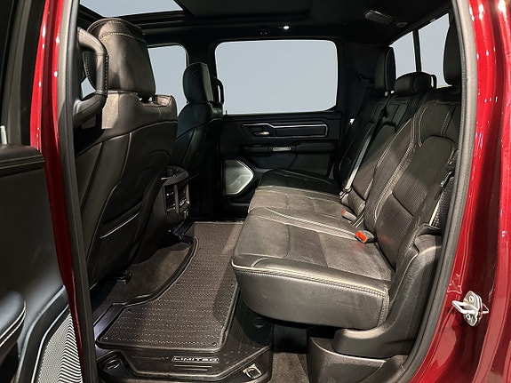 Dodge RAM 1500 13 of 27