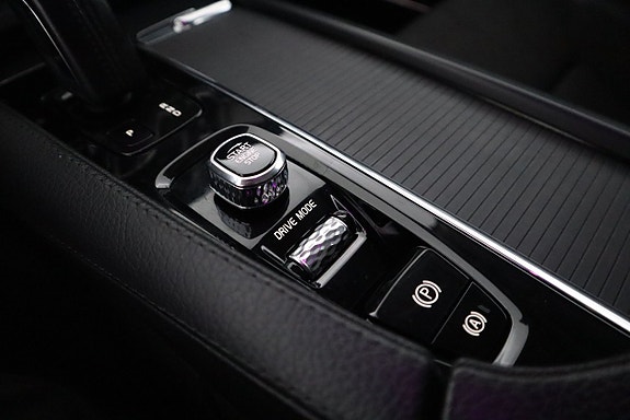 Volvo V90 22 of 25