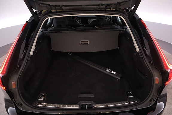 Volvo V90 23 of 25