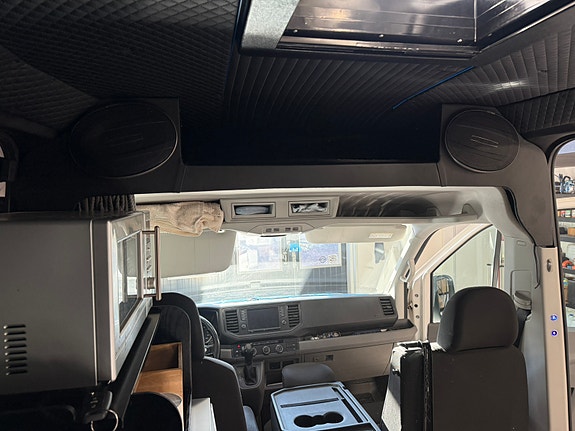 Volkswagen Crafter 7 of 25