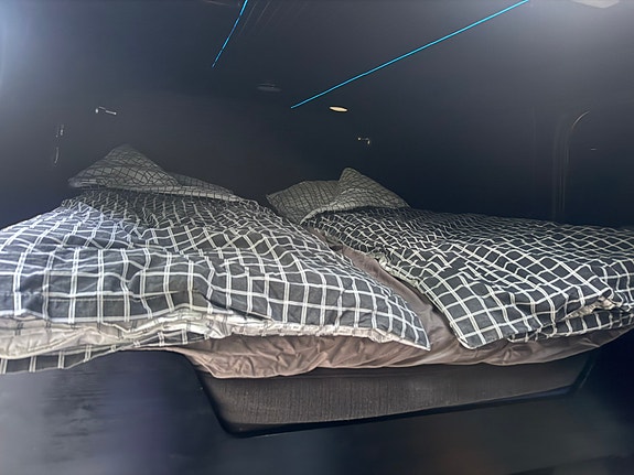 Volkswagen Crafter 8 of 25