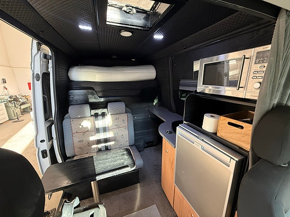 Volkswagen Crafter 16 of 25
