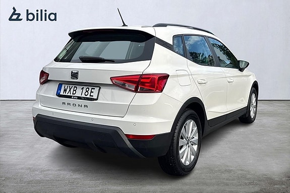 Seat Arona 13 of 16