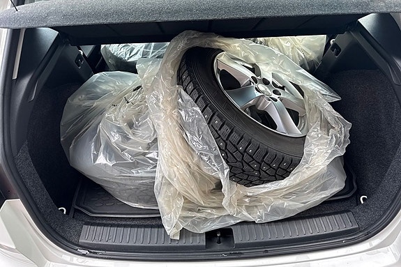 Seat Arona 7 of 16
