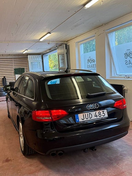 Audi A4 2 of 6