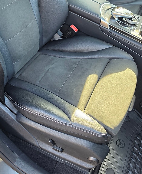 Mercedes-Benz GLC250 7 of 15