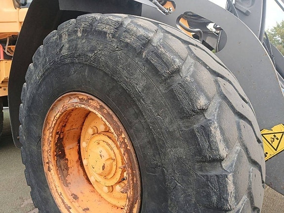 Volvo L 60 H 17 of 21