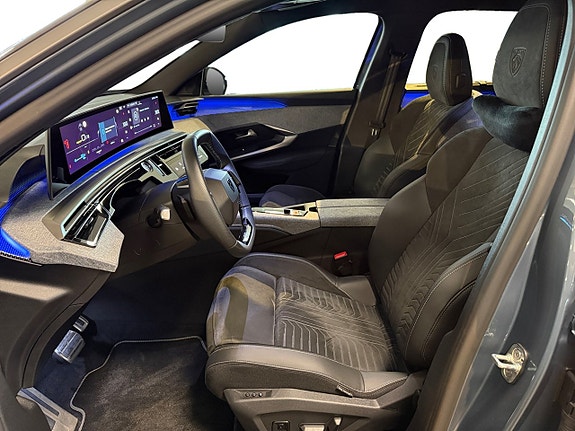 Peugeot e-5008 8 of 18